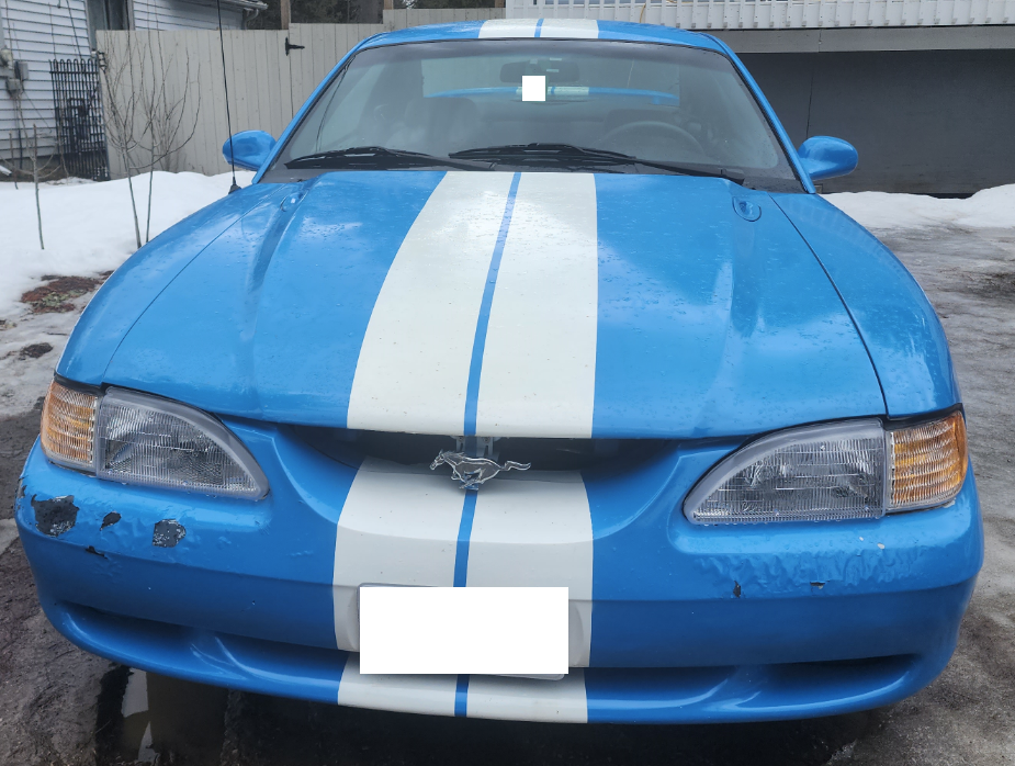 1994 Ford Mustang Front Profile
