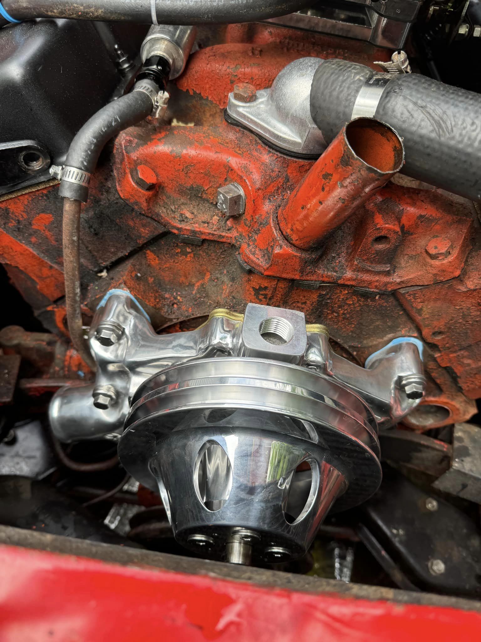 My new Edelbrock 8820 water pump!
